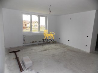 vanzare apartament decomandat, comuna Selimbar, suprafata utila 71 mp