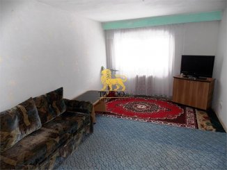 vanzare apartament cu 3 camere, decomandat, in zona Broscarie, orasul Sibiu