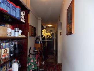 Sibiu, zona Tilisca, apartament cu 3 camere de vanzare