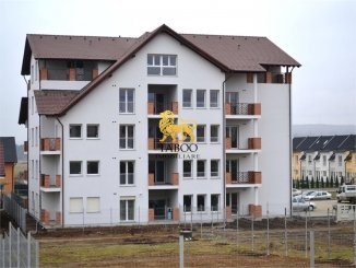 vanzare apartament cu 3 camere, decomandat, in zona Calea Cisnadiei, orasul Sibiu