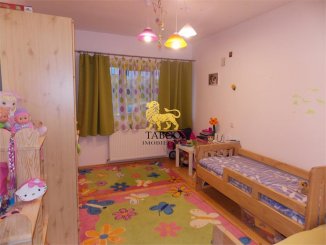 Apartament cu 3 camere de vanzare, confort 1, zona Strand,  Sibiu