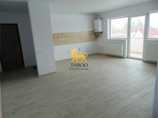 vanzare apartament cu 3 camere, decomandat, in zona Vasile Aaron, orasul Sibiu