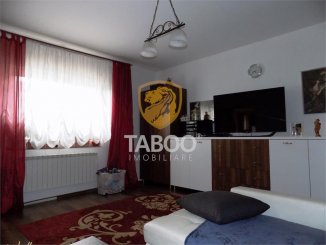 agentie imobiliara vand apartament decomandat, in zona Trei Stejari, orasul Sibiu