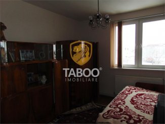vanzare apartament decomandat, zona Lazaret, orasul Sibiu, suprafata utila 65 mp