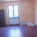 inchiriere apartament cu 3 camere, decomandata, orasul Sibiu