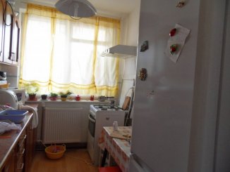 vanzare apartament cu 3 camere, decomandata, in zona Hipodrom 3, orasul Sibiu
