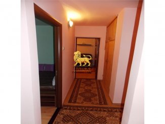vanzare apartament cu 4 camere, decomandat, in zona Lazaret, orasul Sibiu