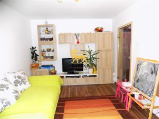 vanzare apartament cu 4 camere, decomandat, in zona Calea Poplacii, orasul Sibiu