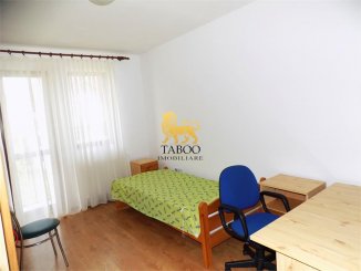 Apartament cu 4 camere de vanzare, confort 1, zona Strand,  Sibiu
