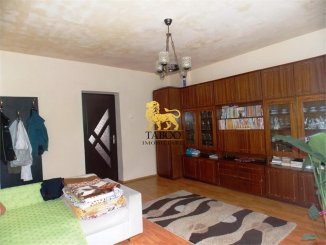 inchiriere apartament cu 5 camere, decomandat, in zona Cedonia, orasul Sibiu