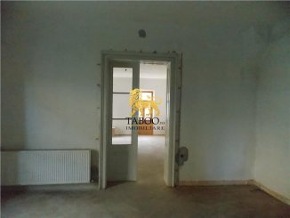 inchiriere de la agentie imobiliara, birou cu 3 camere, in zona Orasul de Jos, orasul Sibiu