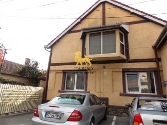 agentie imobiliara vand Casa cu 10 camere, zona Stefan cel Mare, orasul Sibiu