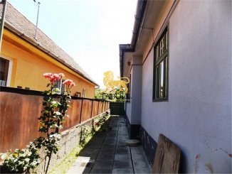 Casa de vanzare cu 3 camere, in zona Terezian, Sibiu