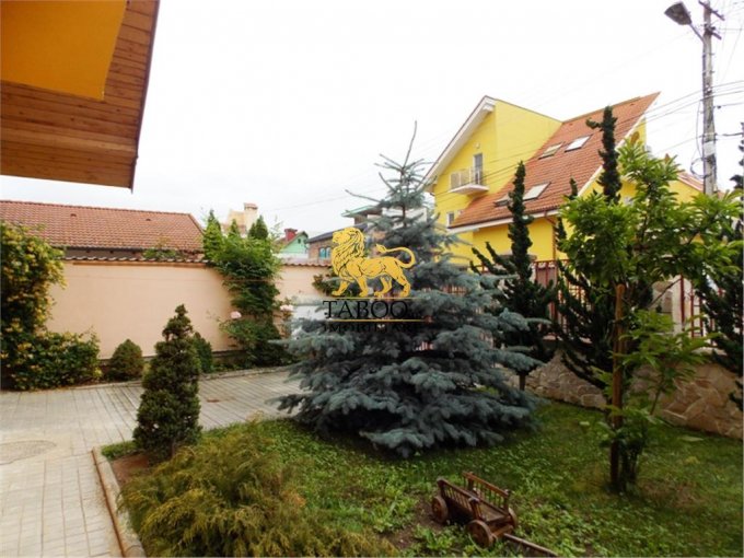 Casa de inchiriat cu 3 camere, in zona Parcul Sub Arini, Sibiu