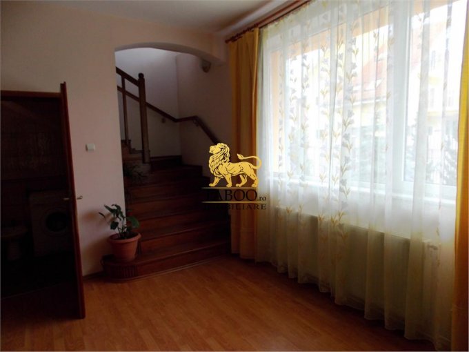 inchiriere casa cu 3 camere, zona Parcul Sub Arini, orasul Sibiu, suprafata utila 120 mp