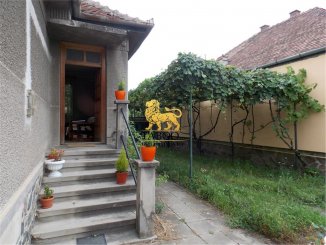 agentie imobiliara inchiriez Casa cu 3 camere, zona Lazaret, orasul Sibiu