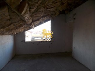vanzare casa cu 4 camere, comuna Selimbar, suprafata utila 160 mp