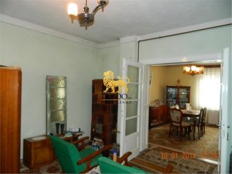 agentie imobiliara vand Casa cu 4 camere, zona Gusterita, orasul Sibiu