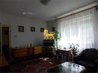 agentie imobiliara vand Casa cu 4 camere, zona Terezian, orasul Sibiu