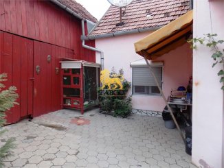 Sibiu Sura Mare, casa cu 4 camere de vanzare de la agentie imobiliara