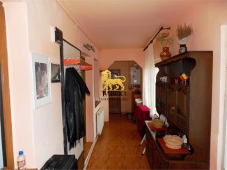  Sibiu Sura Mica, casa cu 4 camere de vanzare de la agentie imobiliara
