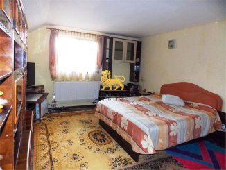 vanzare casa de la agentie imobiliara, cu 4 camere, in zona Selimbar, orasul Sibiu