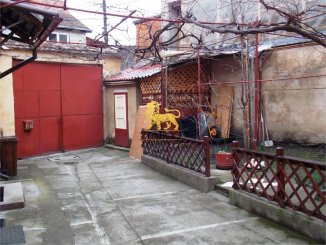  Sibiu Cisnadie, casa cu 4 camere de vanzare de la agentie imobiliara