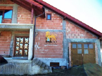 agentie imobiliara vand Casa cu 5 camere, comuna Porumbacu de Jos