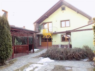 agentie imobiliara vand Casa cu 5 camere, zona Piata Cluj, orasul Sibiu