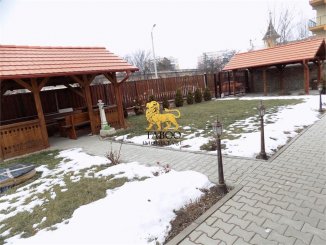 agentie imobiliara inchiriez Casa cu 5 camere, orasul Sibiu