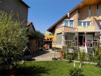 agentie imobiliara vand Casa cu 6 camere, zona Trei Stejari, orasul Sibiu