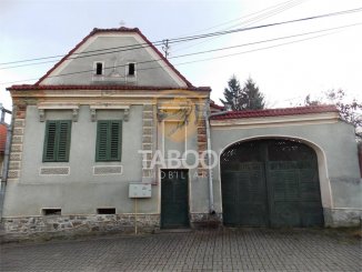 Casa de vanzare cu 6 camere, Saliste Sibiu