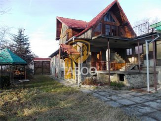 Casa de vanzare cu 6 camere, Saliste Sibiu
