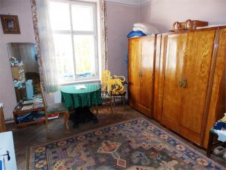 agentie imobiliara vand Casa cu 8 camere, zona Parcul Sub Arini, orasul Sibiu