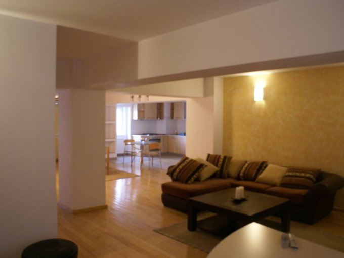 inchiriere apartament decomandata, zona Simion Barnutiu, orasul Timisoara, suprafata utila 90 mp